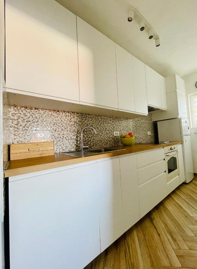 סנג' Apartment Marina מראה חיצוני תמונה