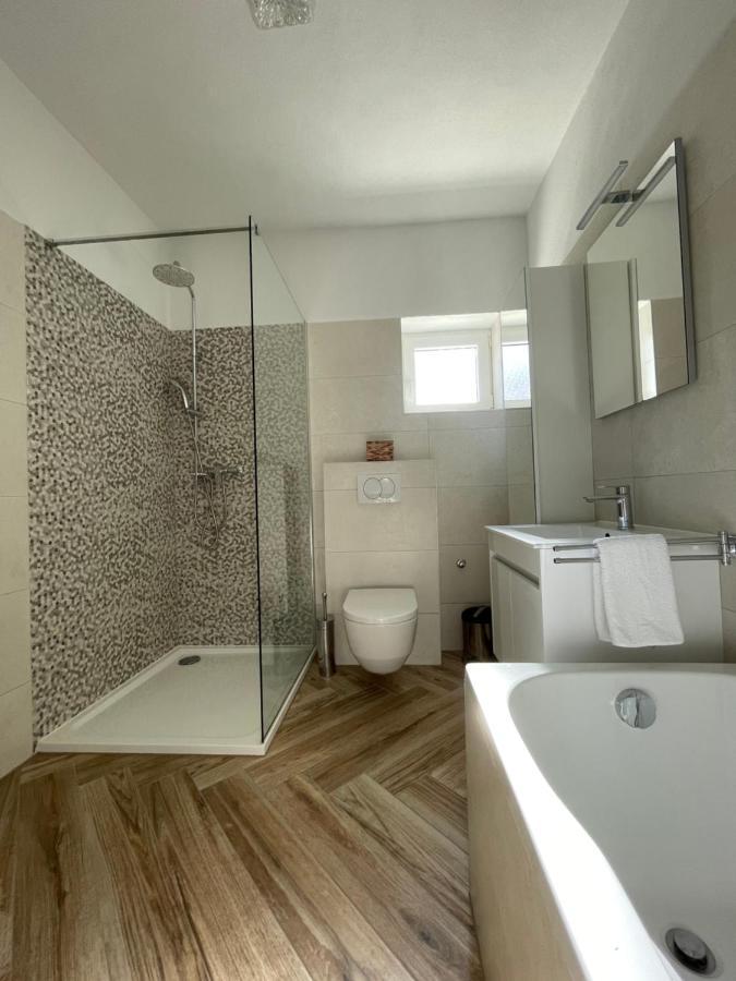 סנג' Apartment Marina מראה חיצוני תמונה